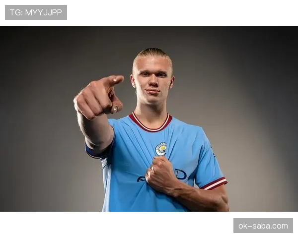 哈兰德连夜搬新豪宅，隔壁邻居直接怀疑自己是不是炒房失败了